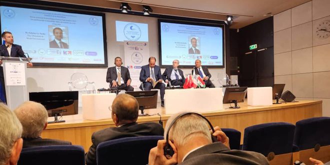 Siria participa en Cumbre Económica Árabe-Francesa en París