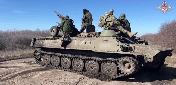Fuerzas de Rusia avanzan en Bajmut