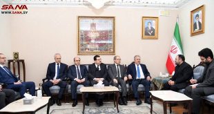 Jefe del Gabinete y varios ministros realizan visita solidaria a la embajada iraní