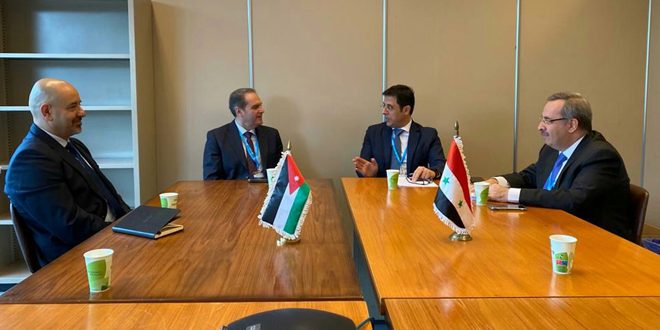 Gabbach examine avec le directeur régional de l’OMS et avec son homologue jordanien les moyens d’améliorer la situation sanitaire