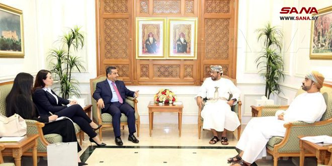 Le ministre omanais de l’économie examine avec l’ambassadeur Mayya les préparatifs de la tenue du comité gouvernemental mixte