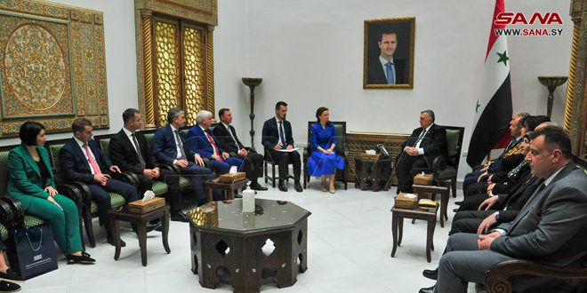 סבאע’ במהלך פגישתו עם משלחת פרלמנטרית רוסית: יש חשיבות לקידום היחסים הפרלמנטריים הסוריים-רוסיים