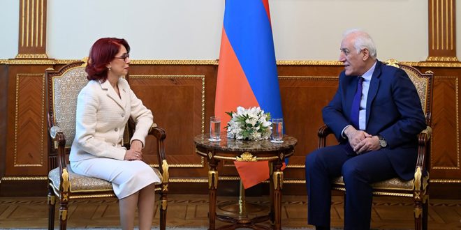 הנשיא הארמני : ארצנו תומכת בסוריה ומאחלת שלום ויציבות לעם הסורי
