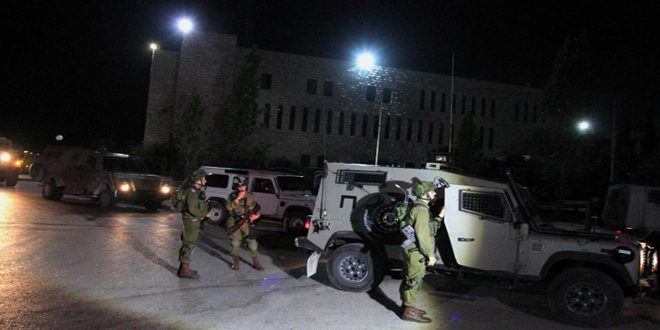 One Palestinian martyred, others injured and arrested as occupation forces storm the West Bank