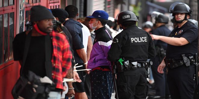 Trump envía a cientos de soldados para participar en la represión de las protestas – SANA en Español