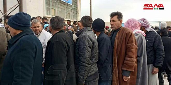 Proceso de reconciliación en Raqa continúa y decenas de prófugos se entregan a las autoridades