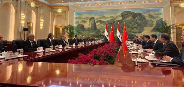 Presidente Al-Assad se reúne en Beijing con altos funcionarios chinos