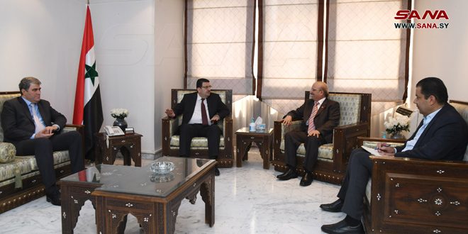 وزیر اطلاع رسانی با سفیر بحرین راه های تقویت همکاری های رسانه ای بین دو کشور را بررسی کرد
