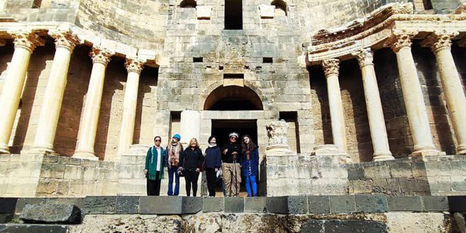 یک گروه گردشگری آمریکایی و بلغاری شهر از بصری الشام بازدید کرد