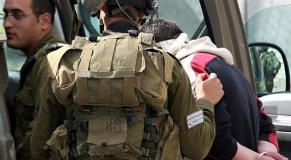 הכוחות הישראלים עצרו 12 פלסטינים בגדה המערבית