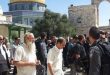 עשרות מתנחלים ישראלים פורצים למסגד אל -אקצא