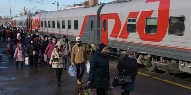 כניסת יותר מ-11.5 אלף פליטים מדונבאס לרוסיה ביום אחד