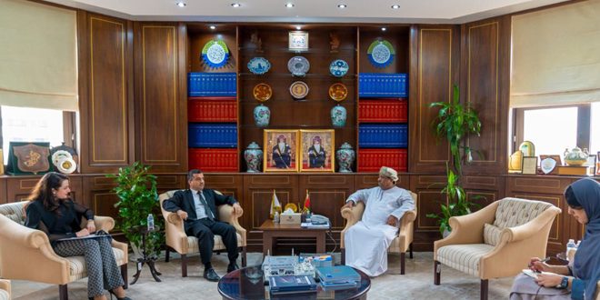 السفير السوري في سلطنة عمان يبحث مع رئيس غرفة التجارة والصناعة العمانية علاقات التعاون بين البلدين